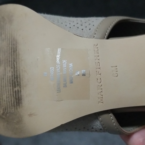 Marc Fisher Beige Suede Heeled Sandals 6M - Picture 8 of 10